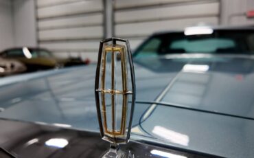 Lincoln-mark-v-1978-15