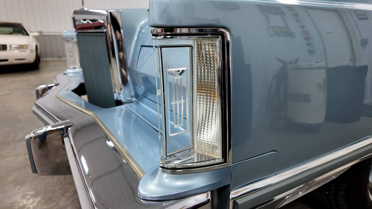 Lincoln-mark-v-1978-16