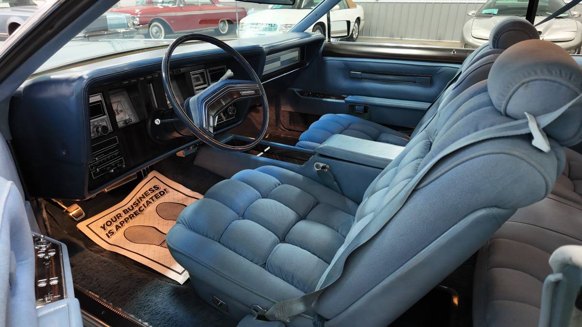 Lincoln-mark-v-1978-2