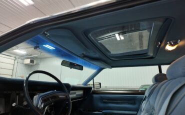 Lincoln-mark-v-1978-3