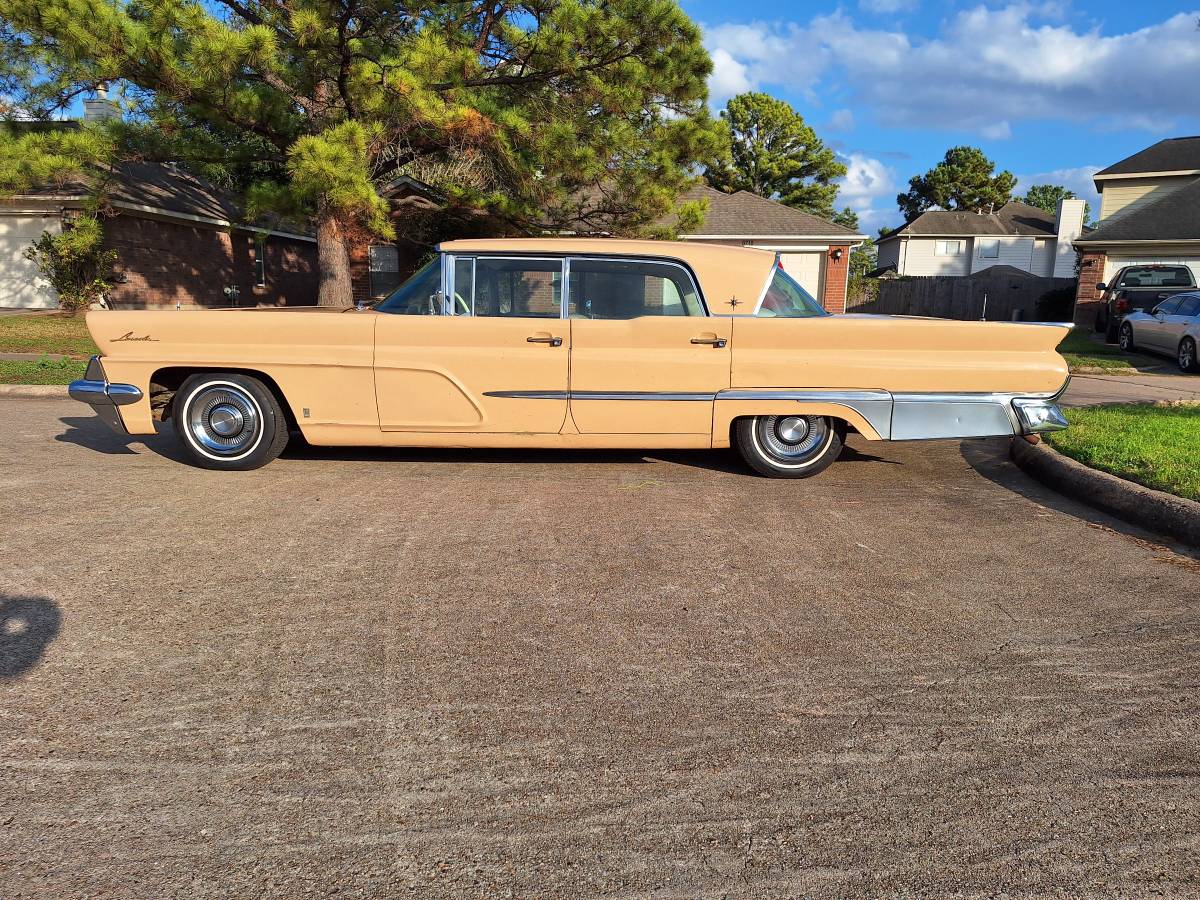 Lincoln-premiere-1959-10
