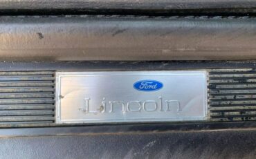 Lincoln-town-car-1989-silver-10