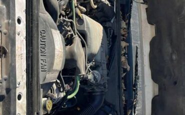 Lincoln-town-car-1991-white-7