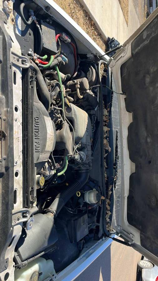 Lincoln-town-car-1991-white-7