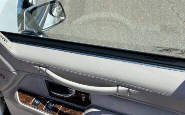 Lincoln-town-car-1992-13