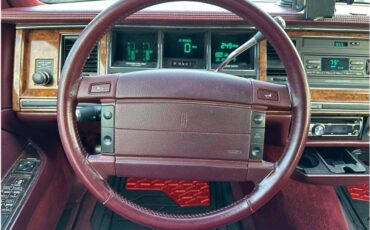 Lincoln-town-car-1994-red-20