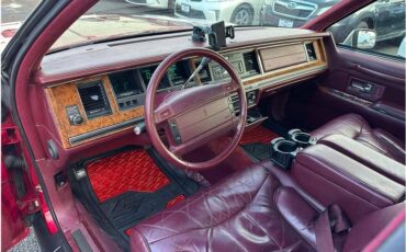 Lincoln-town-car-1994-red-4