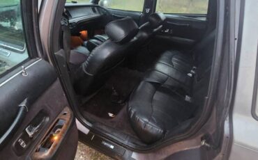 Lincoln-town-car-1996-grey-6