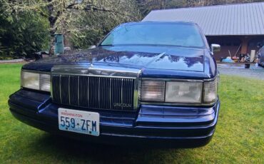 Lincoln-town-car-executive-1991-blue-1