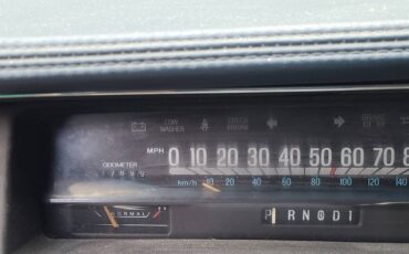 Lincoln-town-car-executive-1991-blue-10