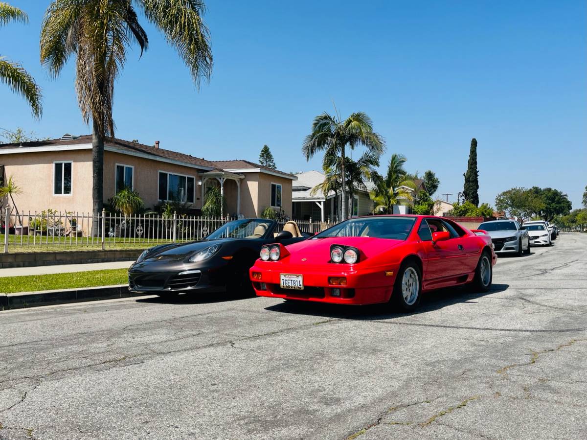 Lotus-esprit-1991-red-14