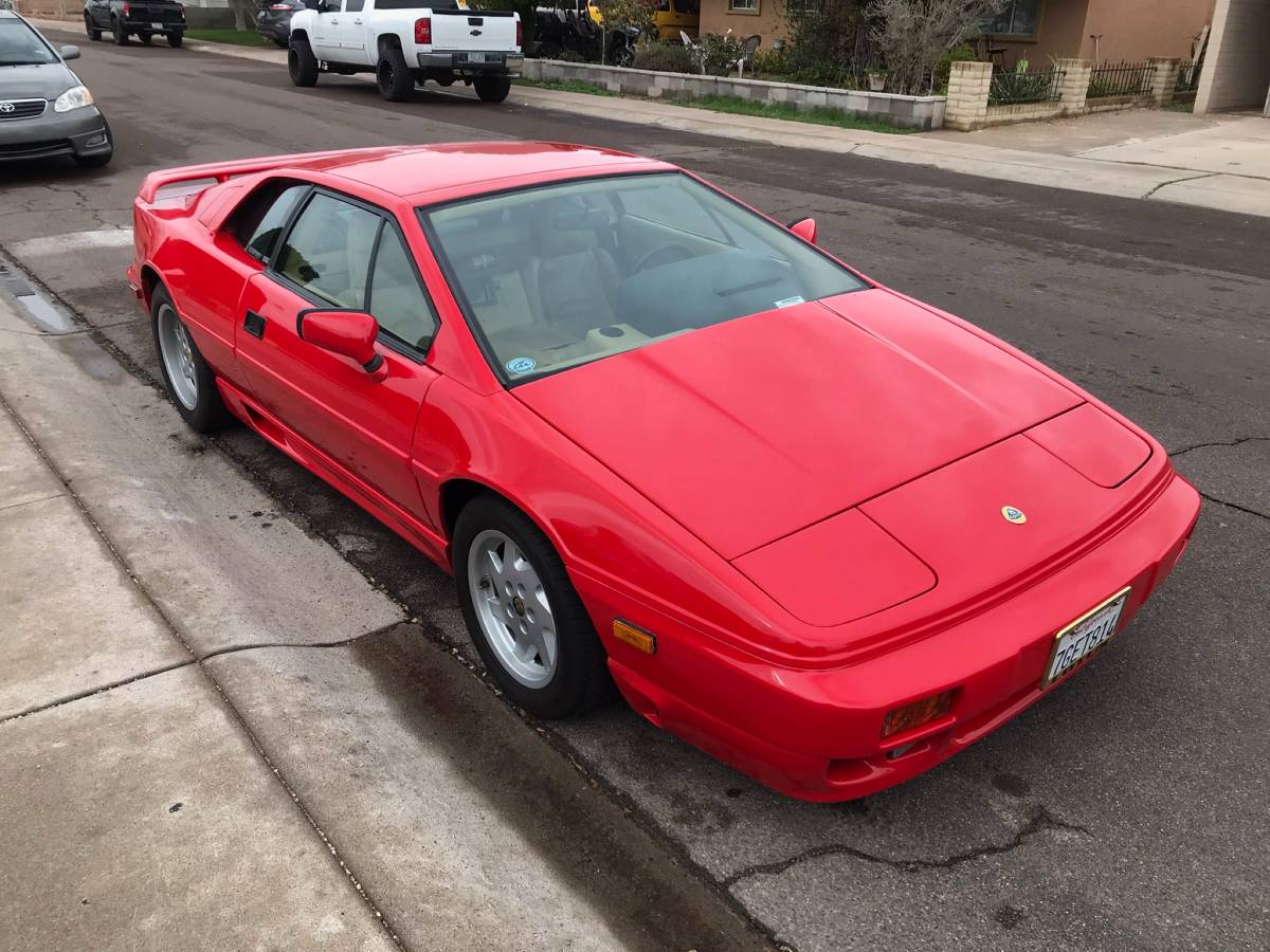 Lotus-esprit-1991-red-18