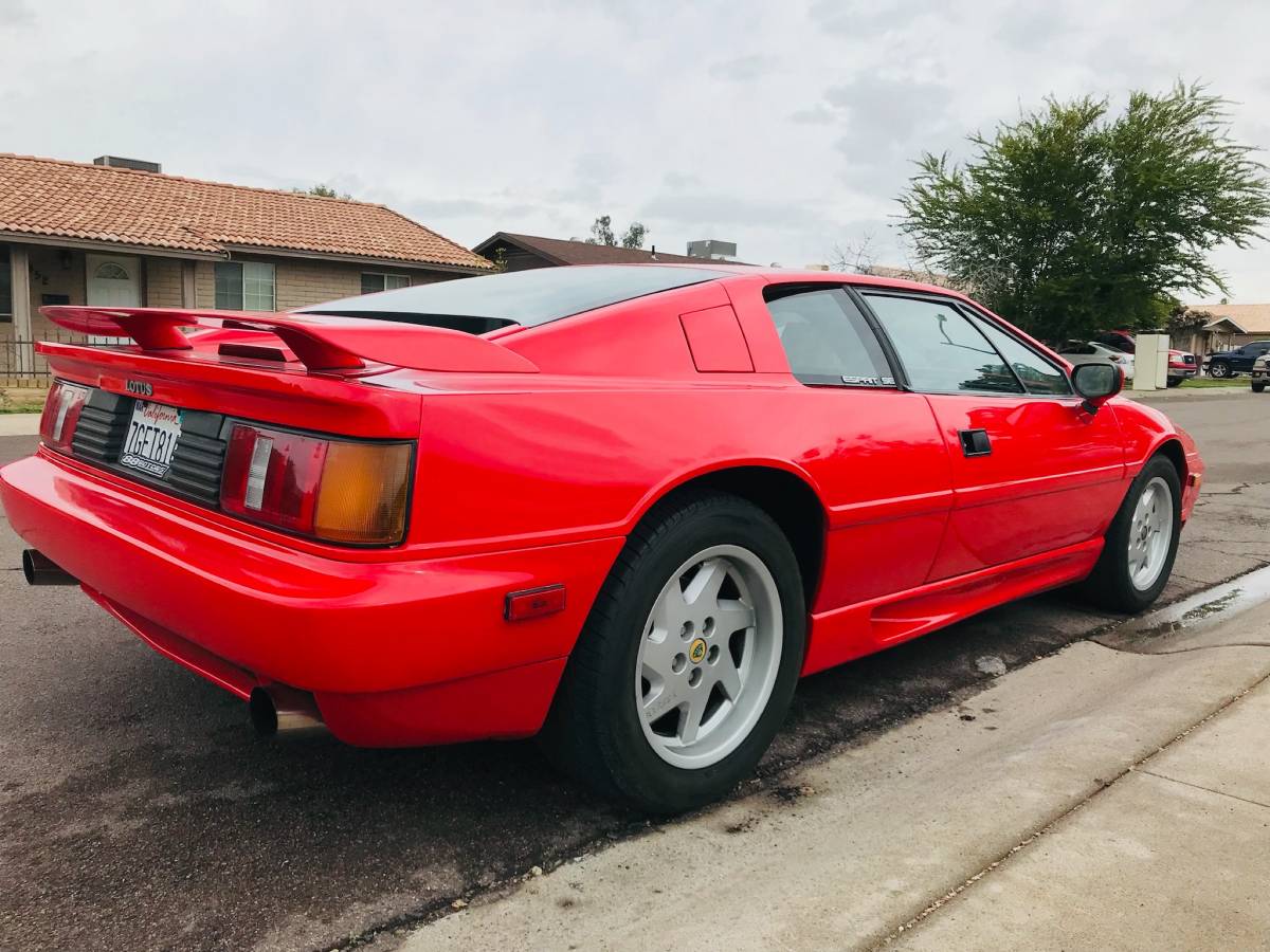 Lotus-esprit-1991-red-19