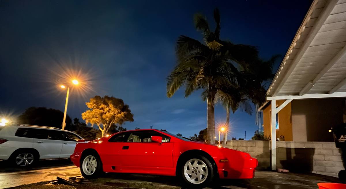 Lotus-esprit-1991-red-29