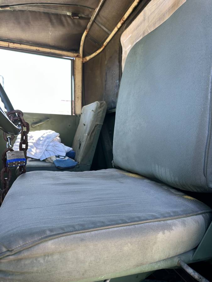 M35a2-deuce-diesel-1959-green-11