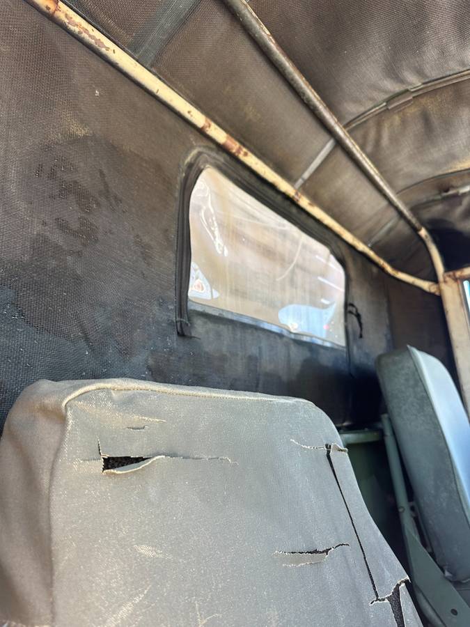 M35a2-deuce-diesel-1959-green-9