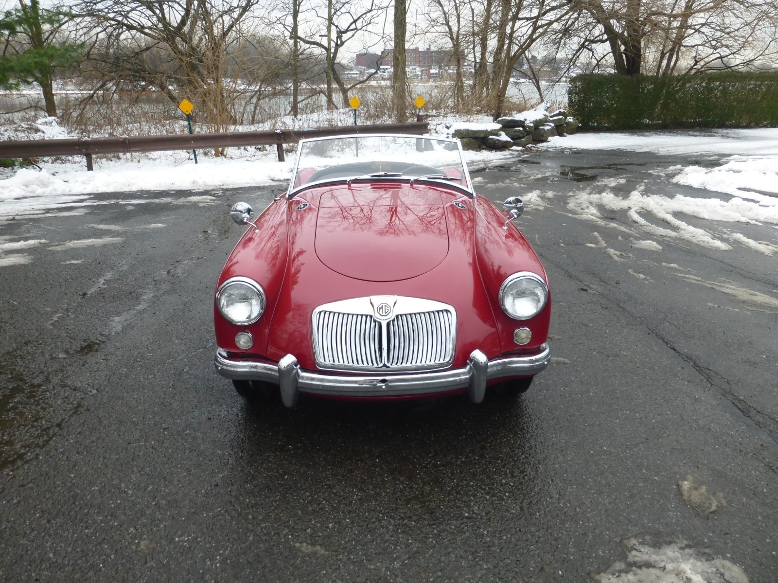 MG-MGA-1956-Convertible-1