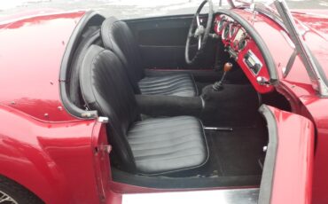 MG-MGA-1956-Convertible-17