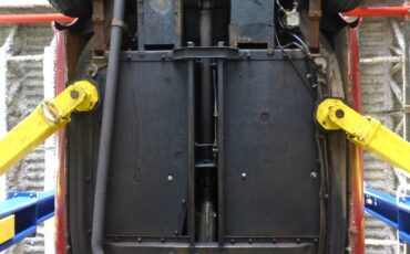 MG-MGA-1956-Convertible-23