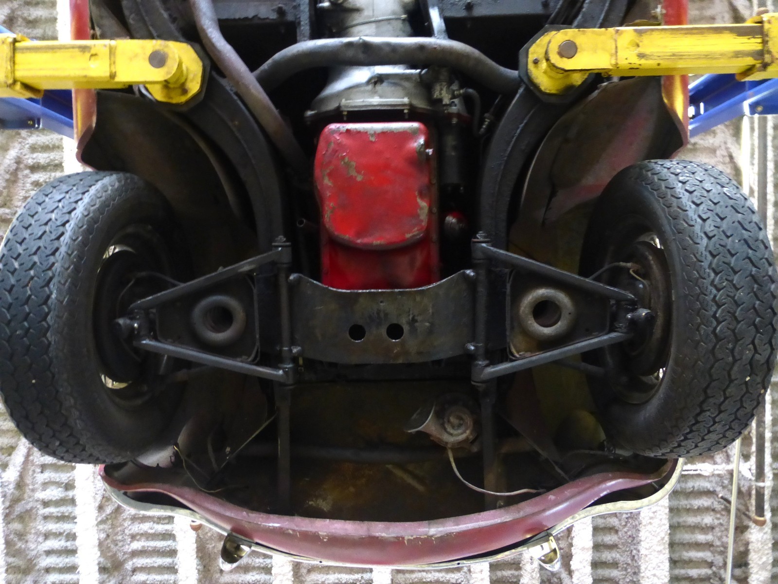 MG-MGA-1956-Convertible-26