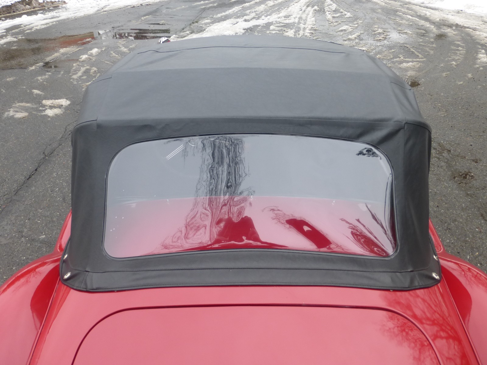 MG-MGA-1956-Convertible-27