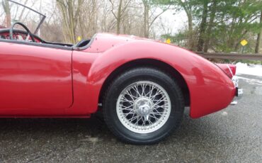 MG-MGA-1956-Convertible-9