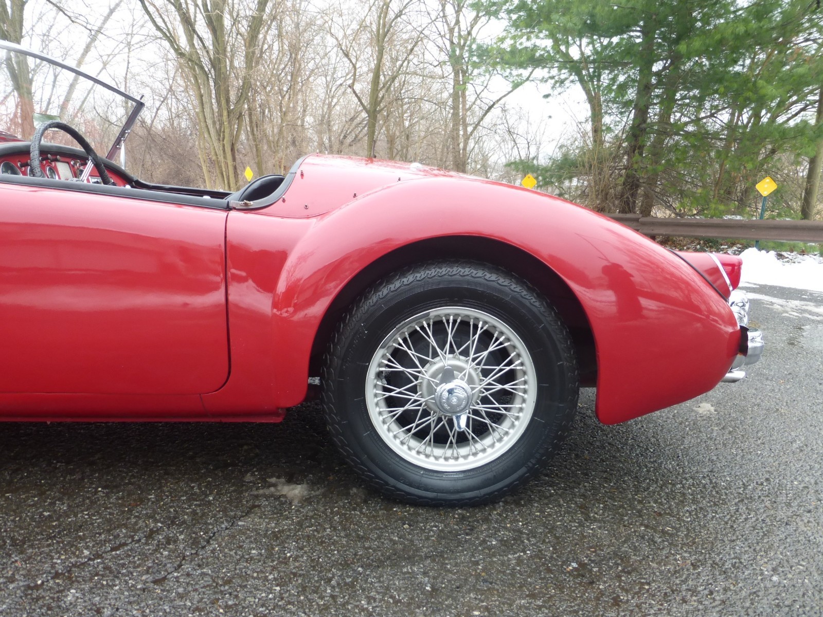 MG-MGA-1956-Convertible-9
