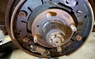 MG-MGB-1971-Coupe-21