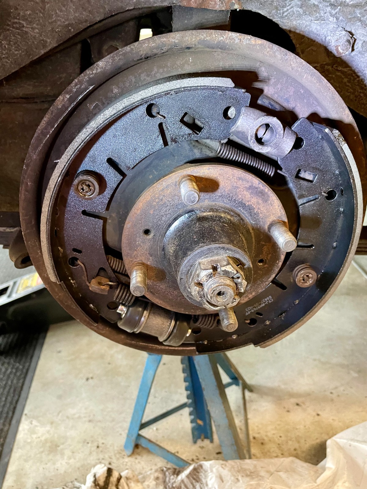 MG-MGB-1971-Coupe-21