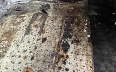 MG-MGB-1971-Coupe-29