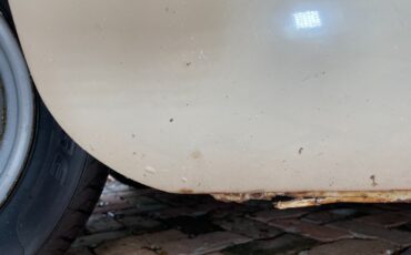 MG-MGB-1971-Coupe-31