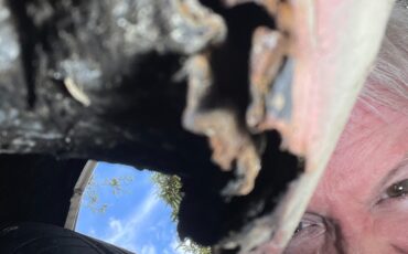 MG-MGB-1971-Coupe-32