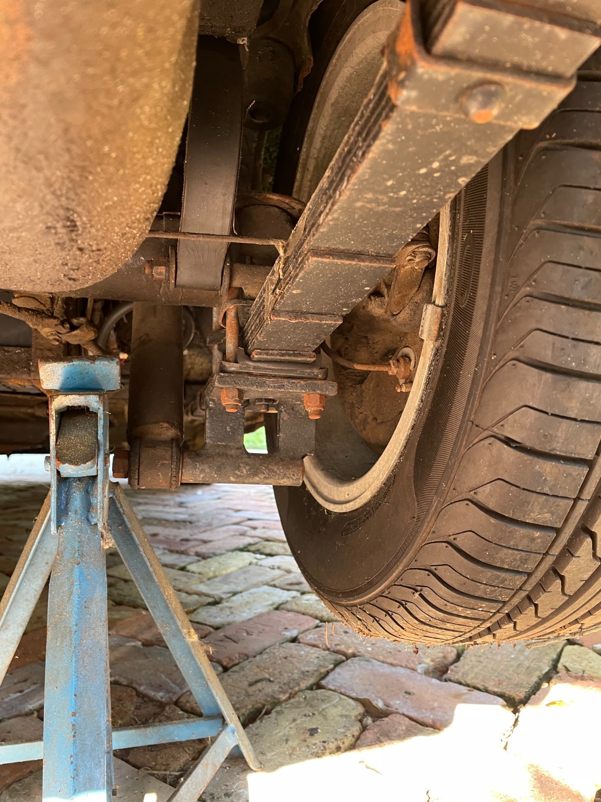 MG-MGB-1971-Coupe-34