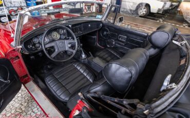 MG-MGB-1977-33