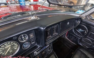 MG-MGB-1977-35