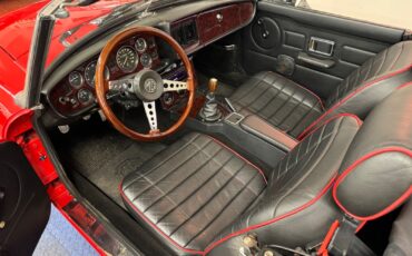 MG-MGB-1978-Convertible-17