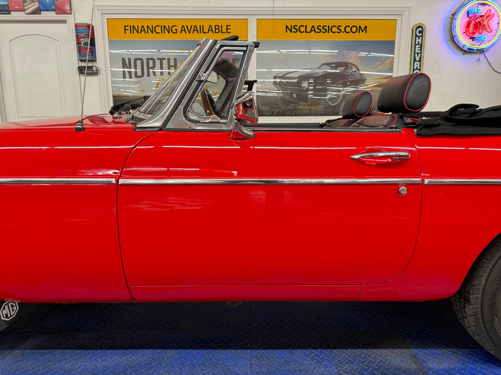MG-MGB-1978-Convertible-21
