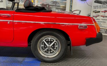 MG-MGB-1978-Convertible-22