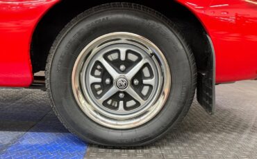 MG-MGB-1978-Convertible-25