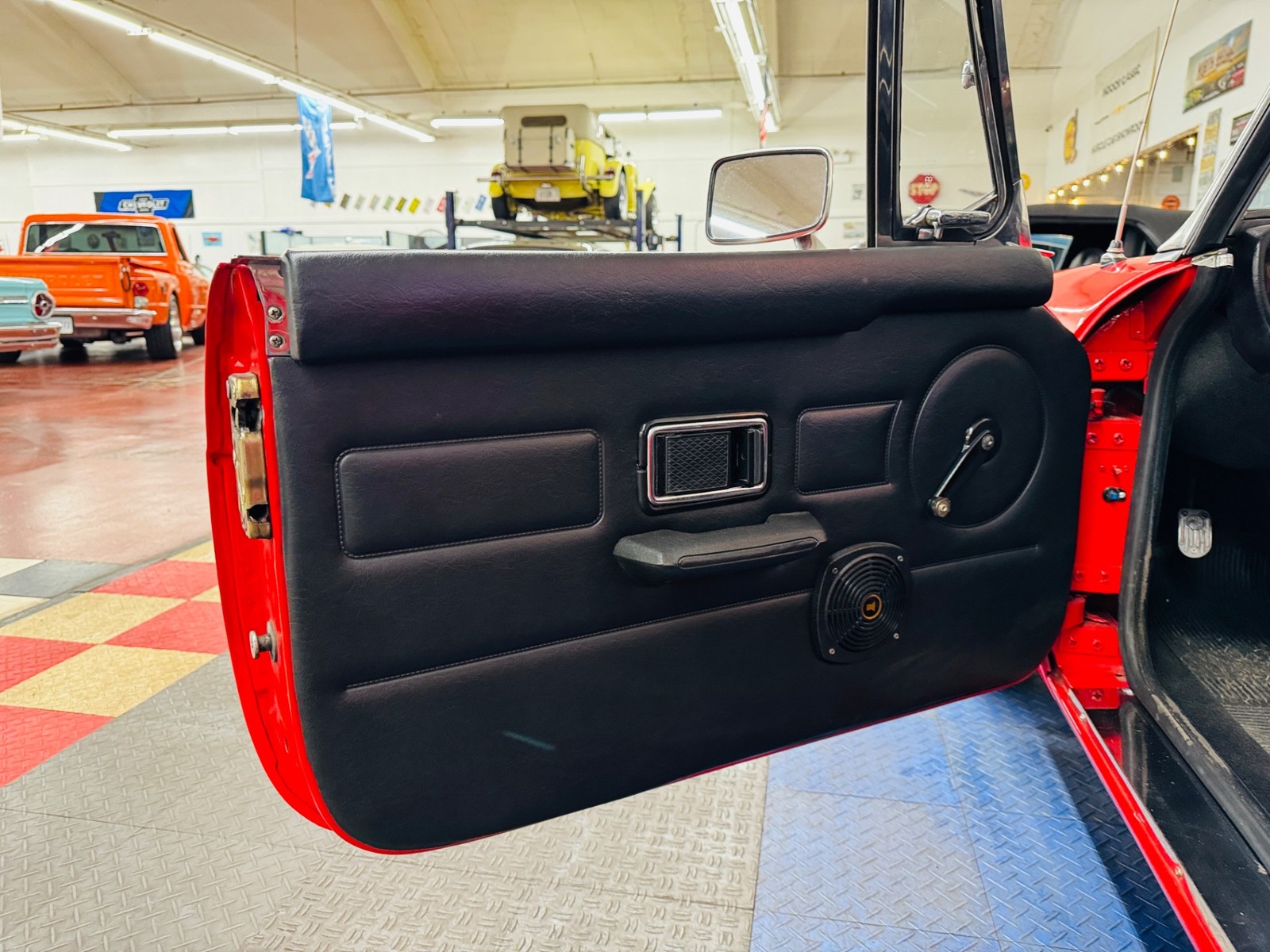 MG-MGB-1978-Convertible-35