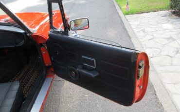MG-MGB-1979-Convertible-11