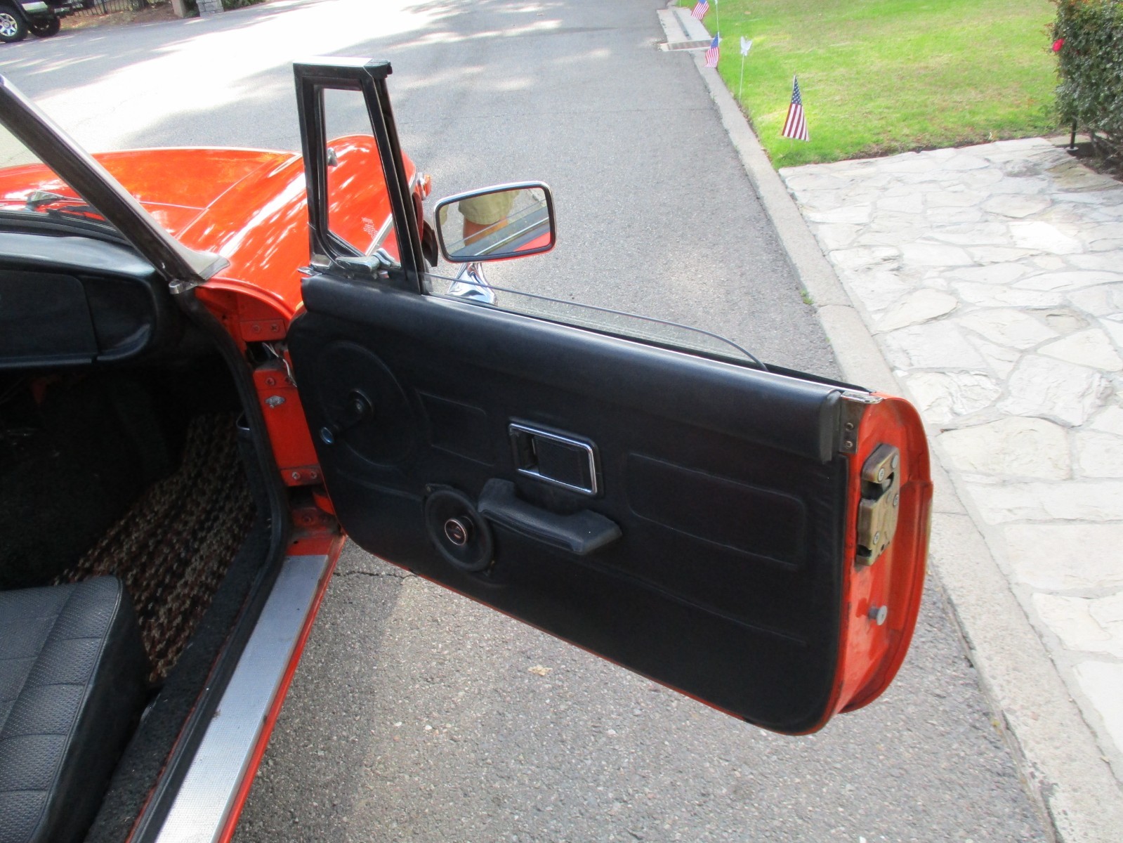 MG-MGB-1979-Convertible-11