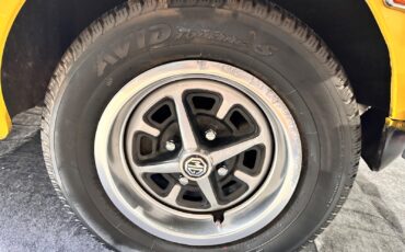 MG-MGB-1979-Convertible-12