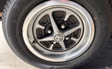 MG-MGB-1979-Convertible-13