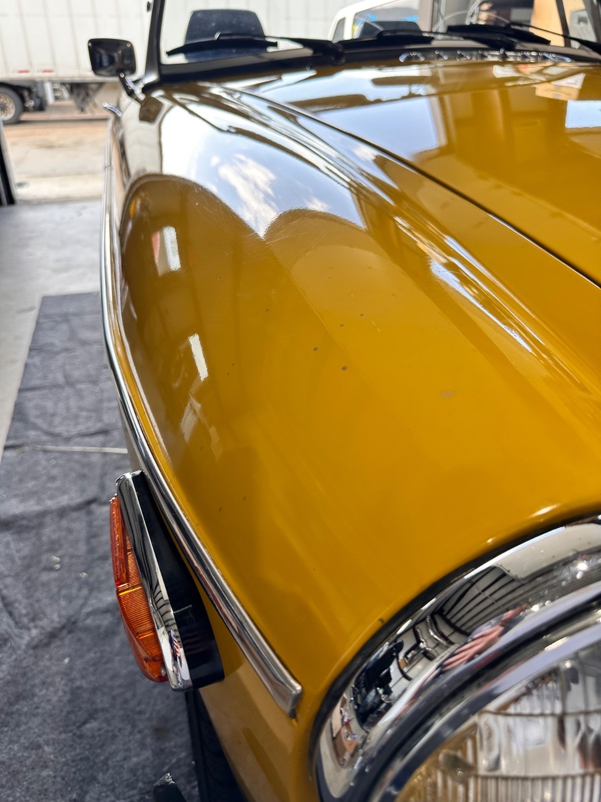 MG-MGB-1979-Convertible-18