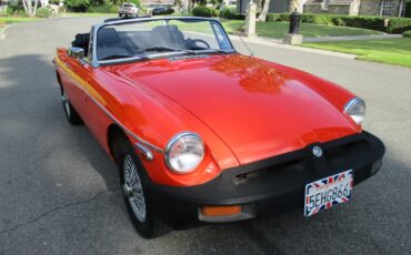 MG-MGB-1979-Convertible-3