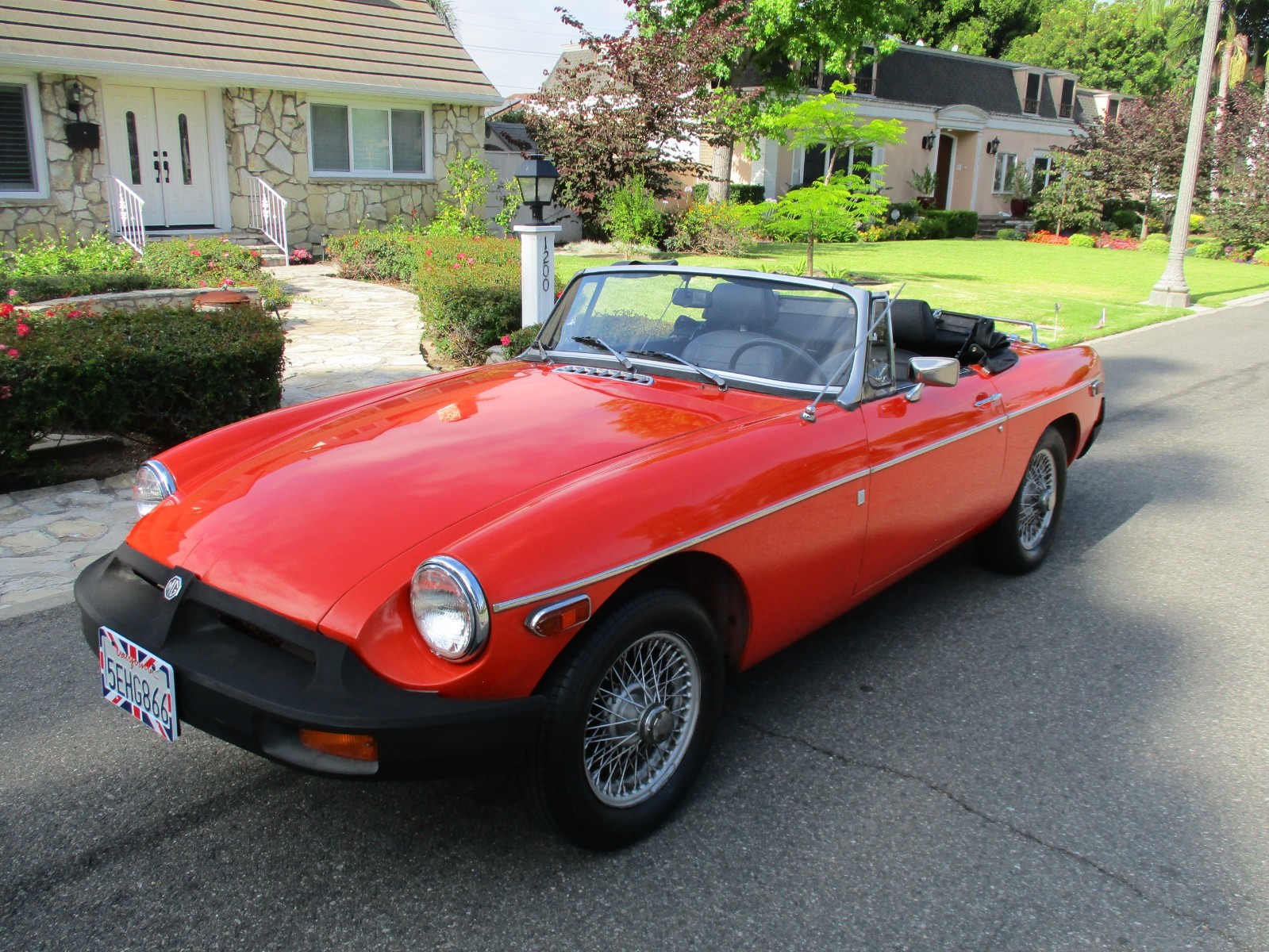 MG-MGB-1979-Convertible-7