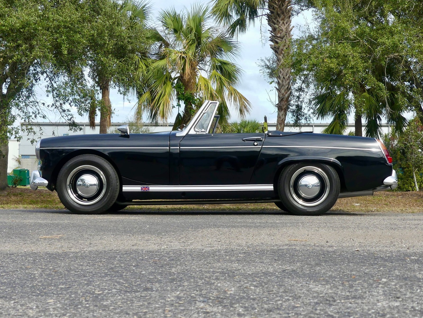 MG-Midget-1965-Convertible-12