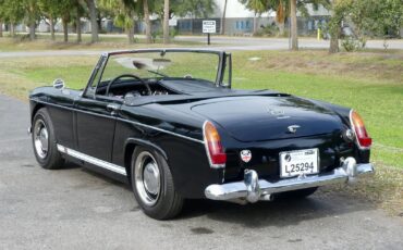 MG-Midget-1965-Convertible-13