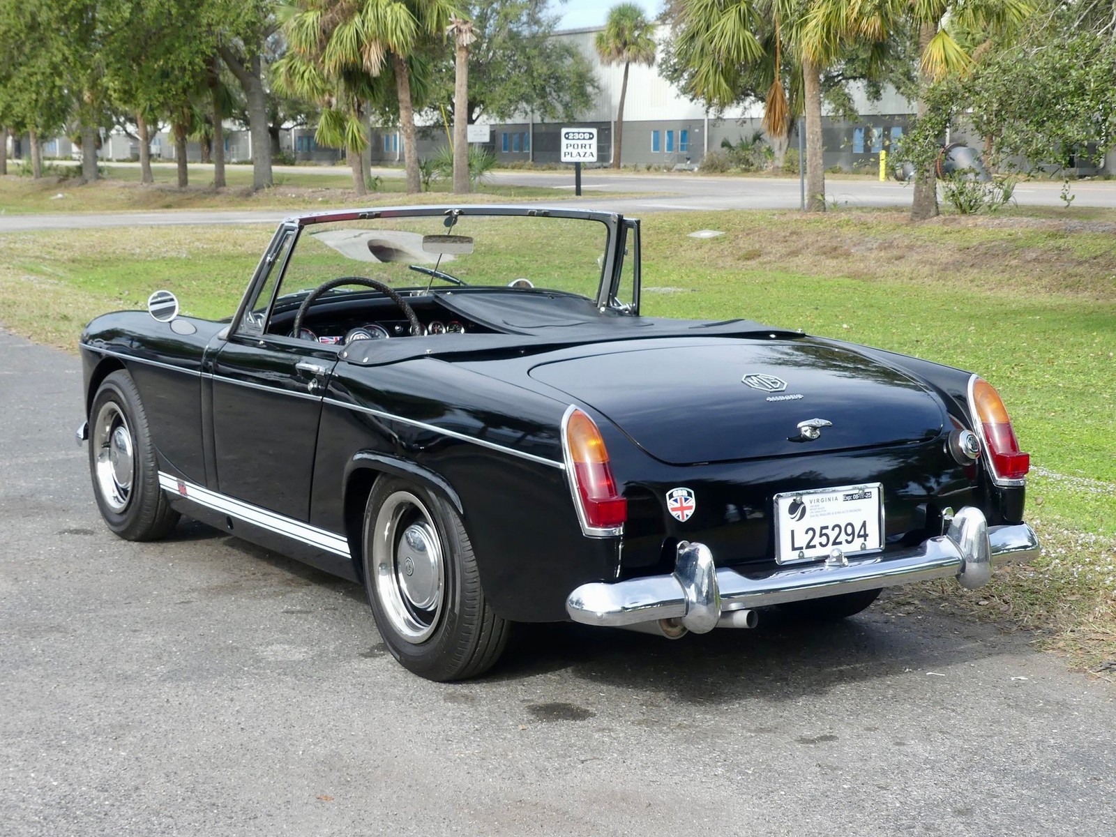 MG-Midget-1965-Convertible-13